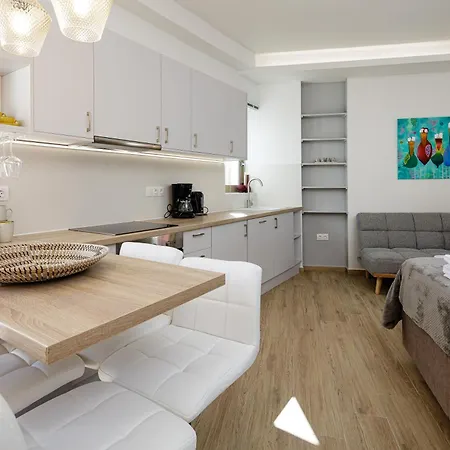 Harbour Hill Apartament *