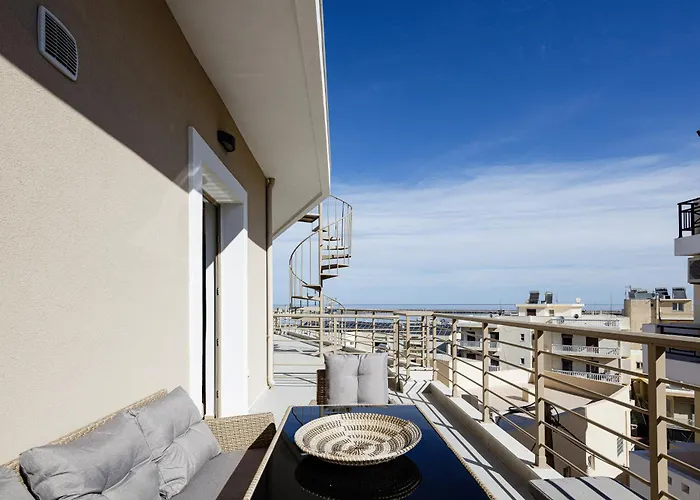 Harbour Hill Апартаменты *